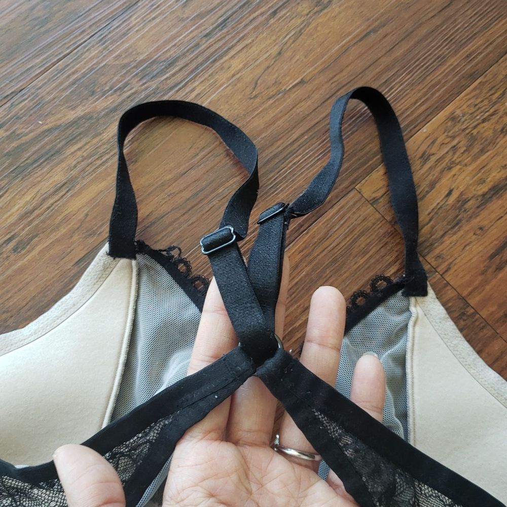 Victorias Secret Very Sexy Black Floral Lace Elegant Unlined Plunge Bra Size 34D - Picture 6 of 6